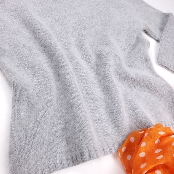 Rafaella Gray Angora Women's Cowl Neck Sweater Size Small - Picture 9 of 11